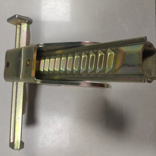 Precio barato Peri / Doka Accesorios de encofrado de acero Sistema de sujeción con abrazadera BFD de hierro fundido