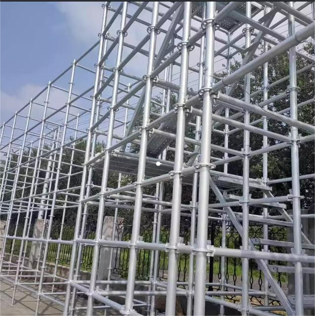 La construcción de mampostería de estructura de escalera metálica de andamios para la construcción al aire libre Echafaudage con sistema de soporte Andamios