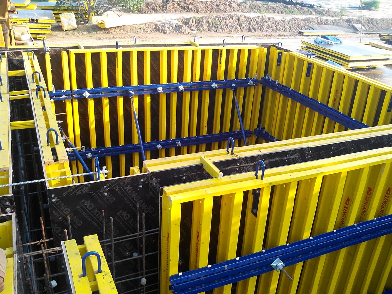 Sistema Doka Peri WALLformwork H20 para muros de corte, moldes de paneles de hormigón, sistema de vigas de madera contrachapada de alta eficiencia