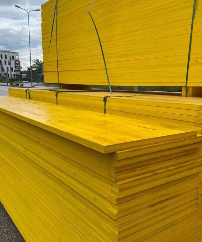ZEEMO Paneles de tablero de tres capas impermeables de 21/27 mm Panel de encofrado amarillo de 3 capas para encofrado de hormigón