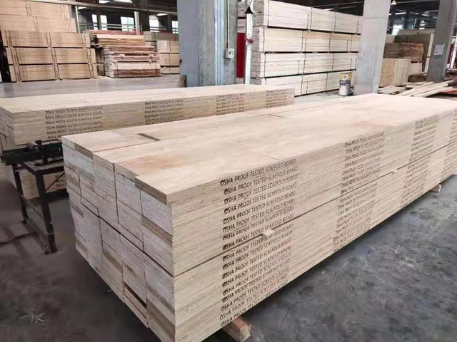 Tablón de madera contrachapada para andamios LVL de madera de construcción Zeemo
