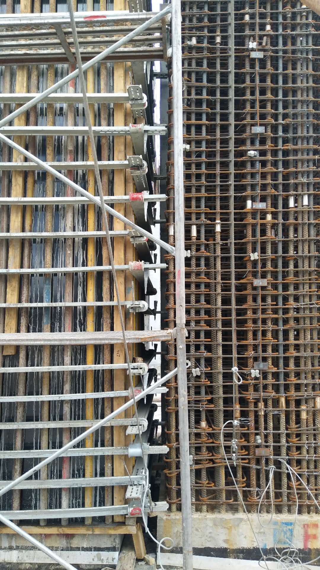 Abrazadera de columna