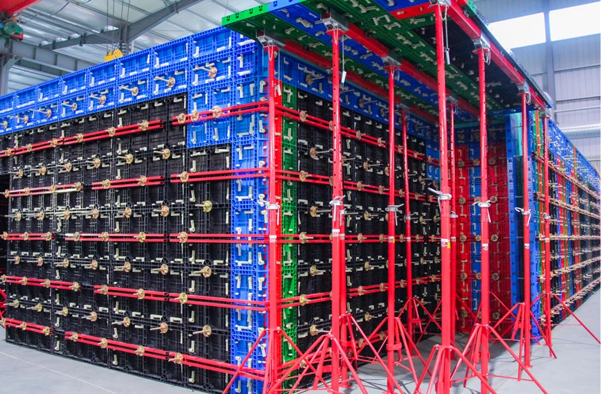 Sistema de encofrado modular de plástico ABS reutilizable para construcción de hormigón