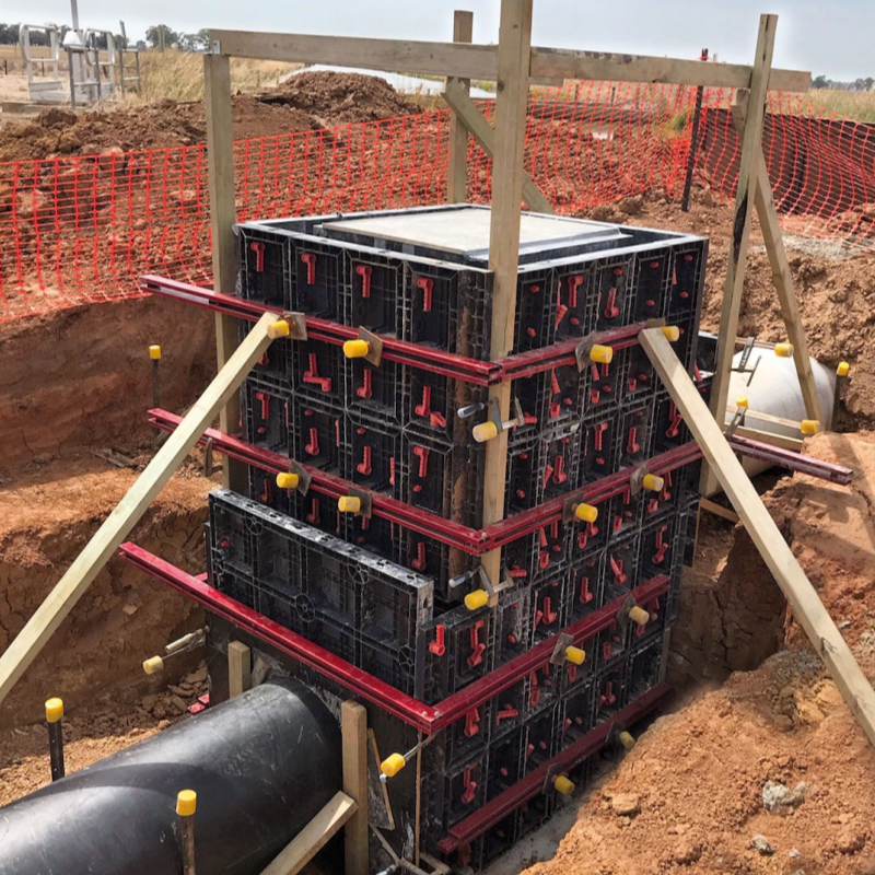 Encofrado de pl&aacute;stico ABS para columnas de hormig&oacute;n