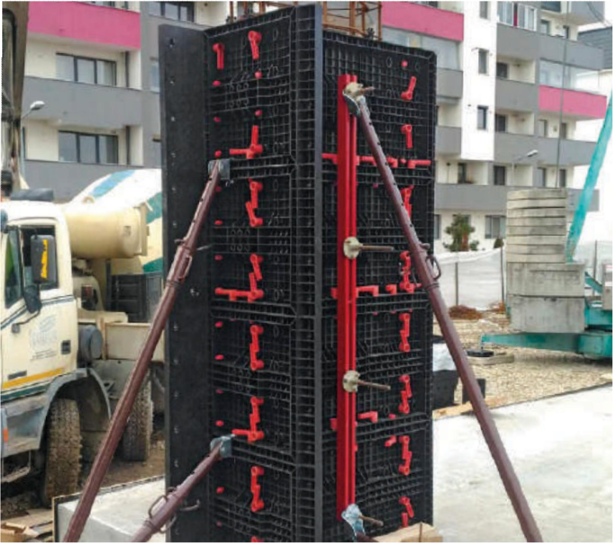 Proyecto de encofrado de columnas regulables ZEEMO