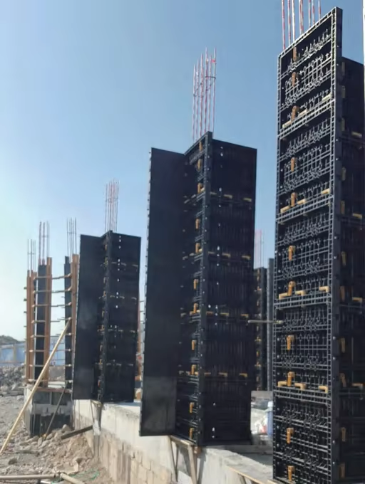 Proyecto de encofrado de columnas regulables ZEEMO