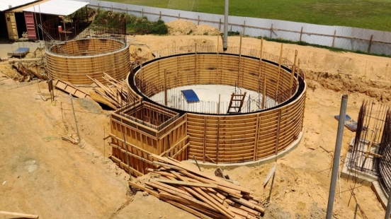 Encofrado para tanques de agua y encofrado de columnas redondas para el proyecto de la planta de tratamiento de agua Trinity en Trinidad y Tobago